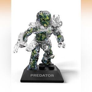 Mega Contrux Black Series Clear Transparent Predator collectible